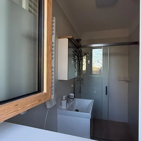 Dom Caloroczny - Jezioro I Las, Kaszuby Przewoz (Pomerania)