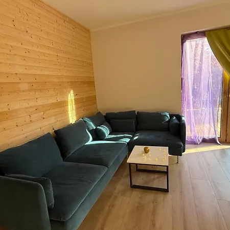 Dom Caloroczny - Jezioro I Las, Kaszuby Przewoz (Pomerania)