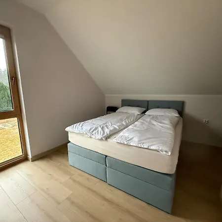 Dom Caloroczny - Jezioro I Las, Kaszuby * Przewoz (Pomerania)