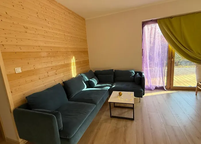 Dom Caloroczny - Jezioro I Las, Kaszuby Przewoz (Pomerania)