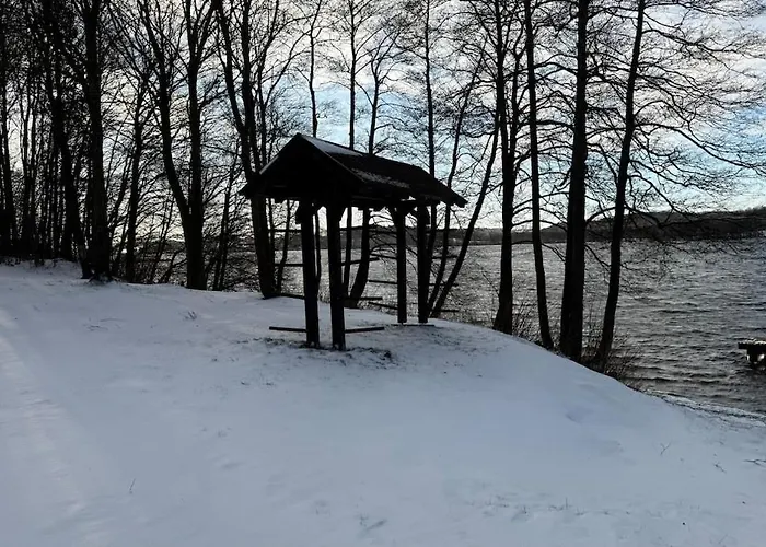بيت للعطل Dom Caloroczny - Jezioro I Las, Kaszuby Przewoz (Pomerania)
